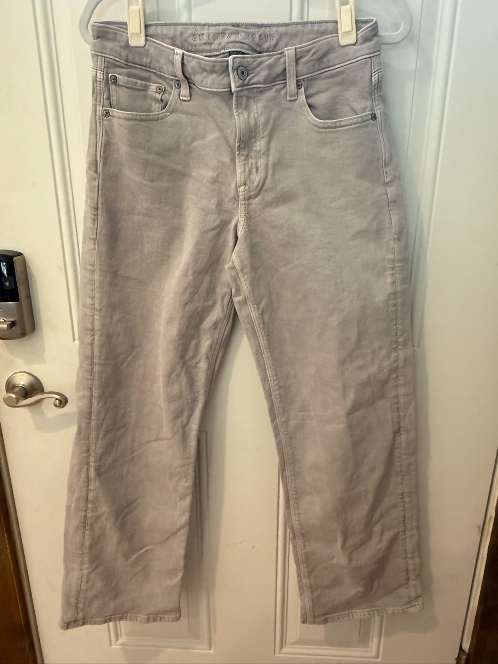 Women’s American Eagle Light Gray Stovepipe Jeans Size 4 Regular